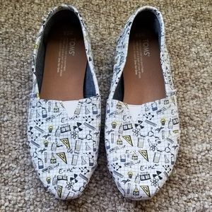 Toms